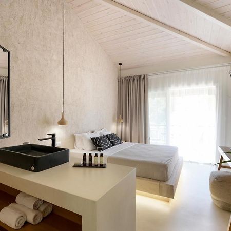 Karidi Beach Boutique Suites Вурвуру Екстер'єр фото