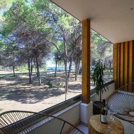 Karidi Beach Boutique Suites Вурвуру Екстер'єр фото
