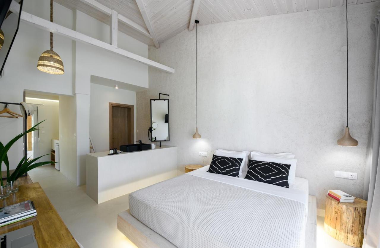 Karidi Beach Boutique Suites Вурвуру Екстер'єр фото